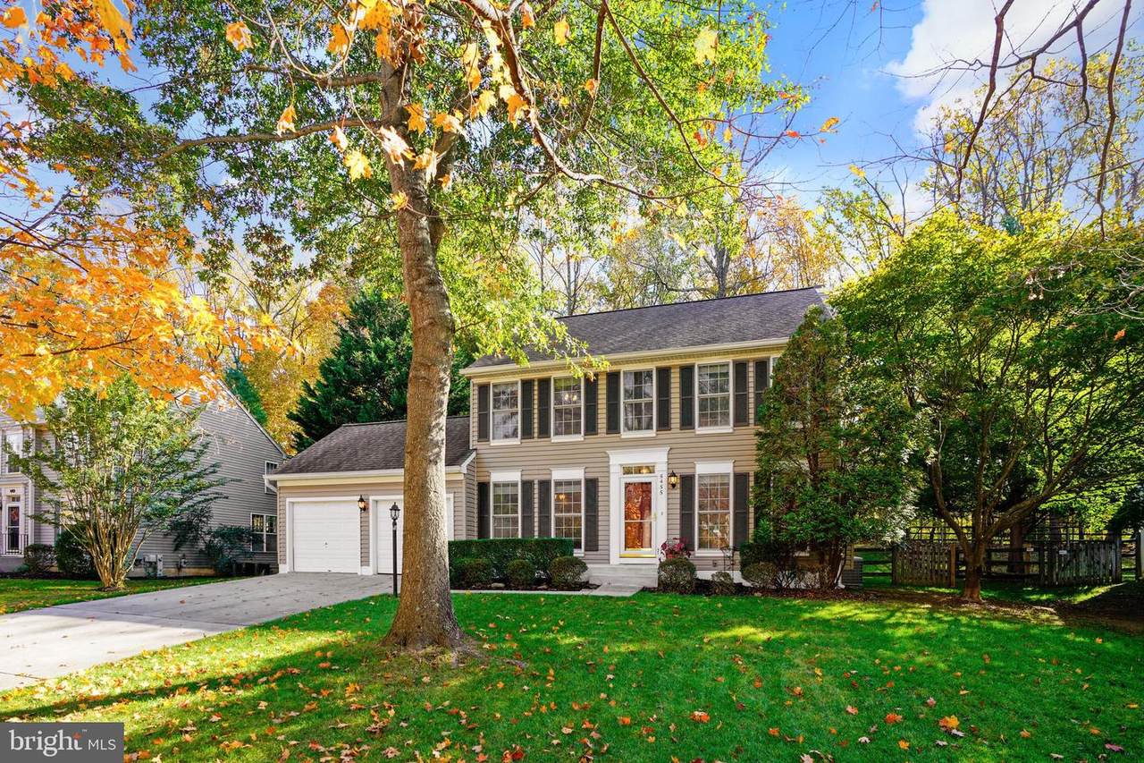 5455 Wooded Way - Photo 1