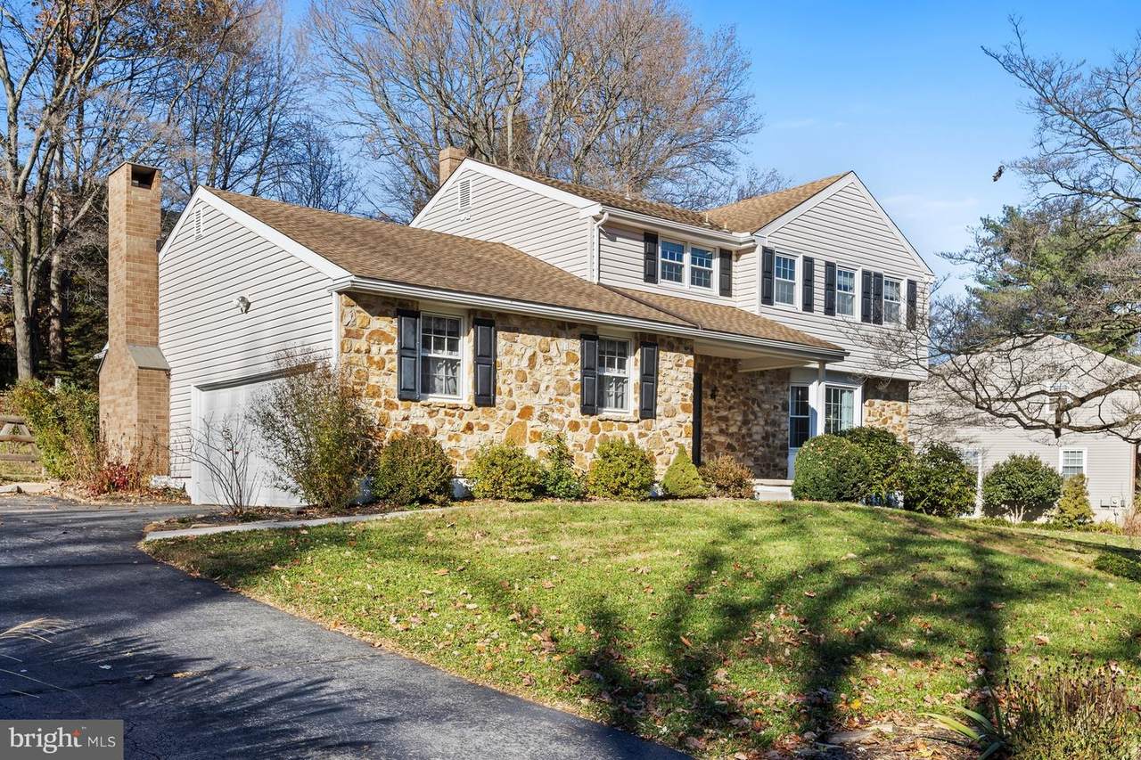 3002 Ridgevale Road - Photo 1