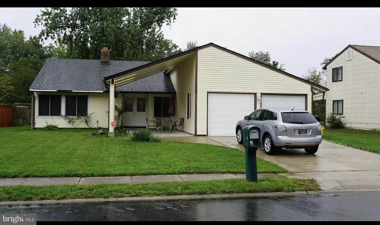 9 Penfield Lane - Photo 1