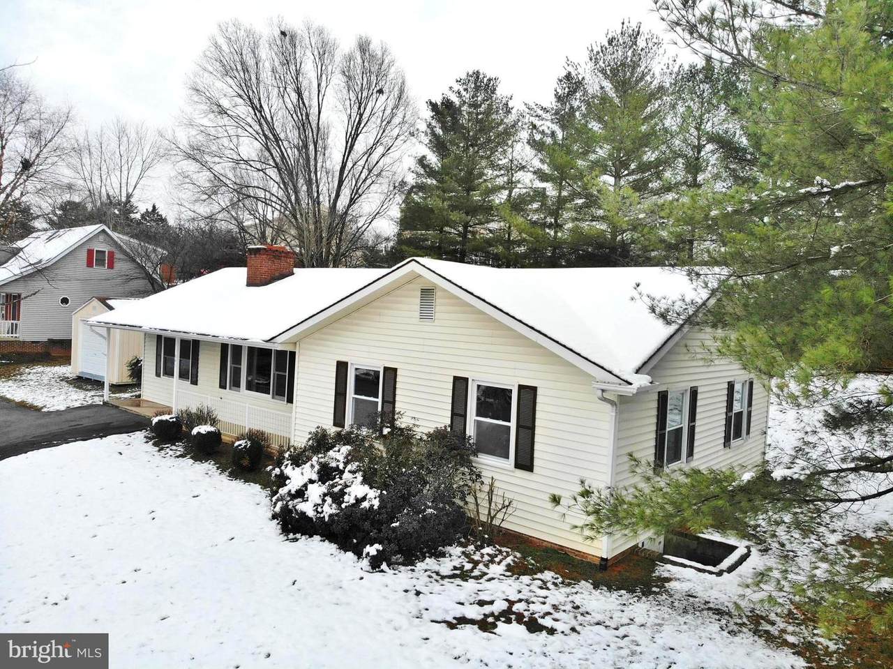 645 Water Street - Photo 1