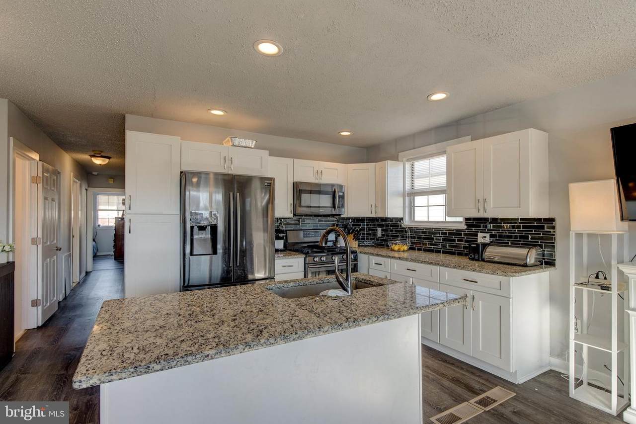 8314 Dorcas Street - Photo 1