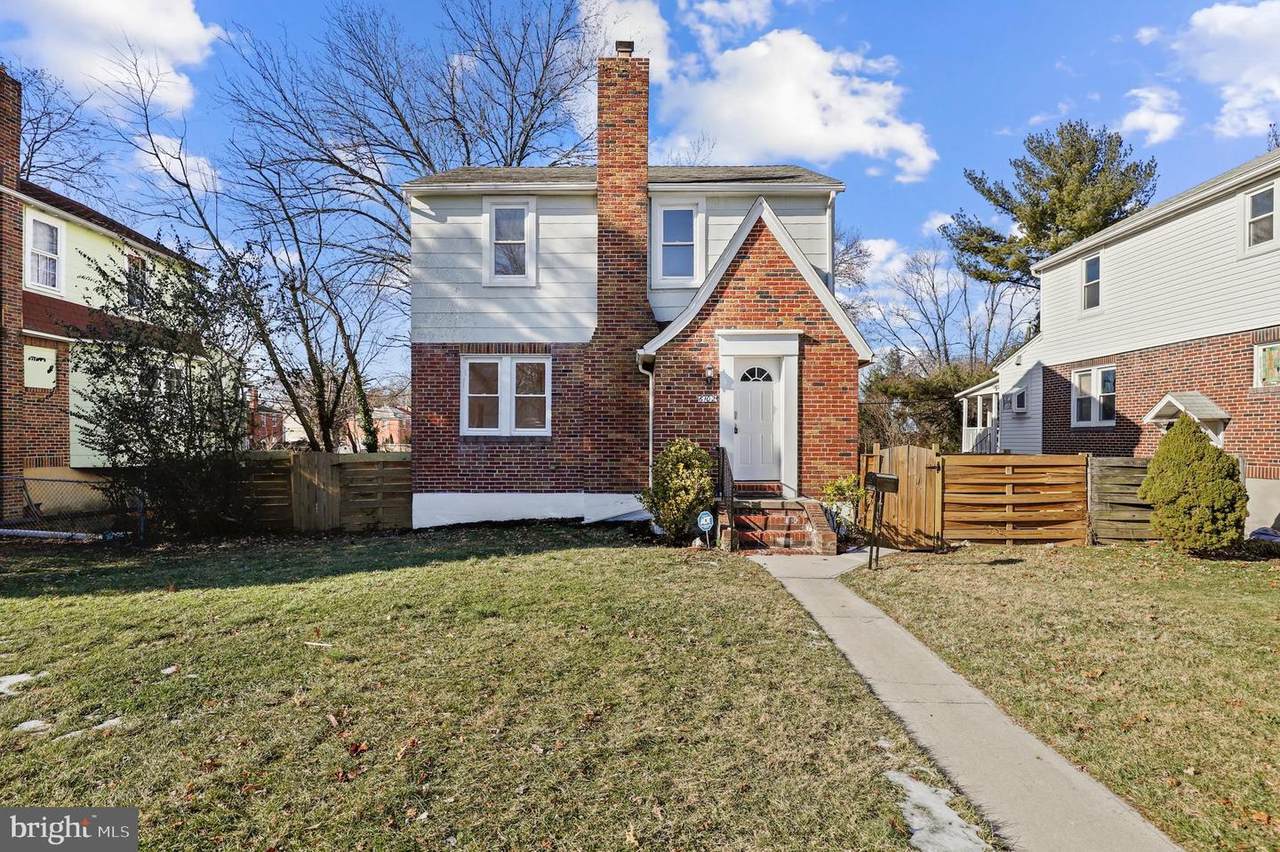 6102 Moyer Avenue - Photo 1