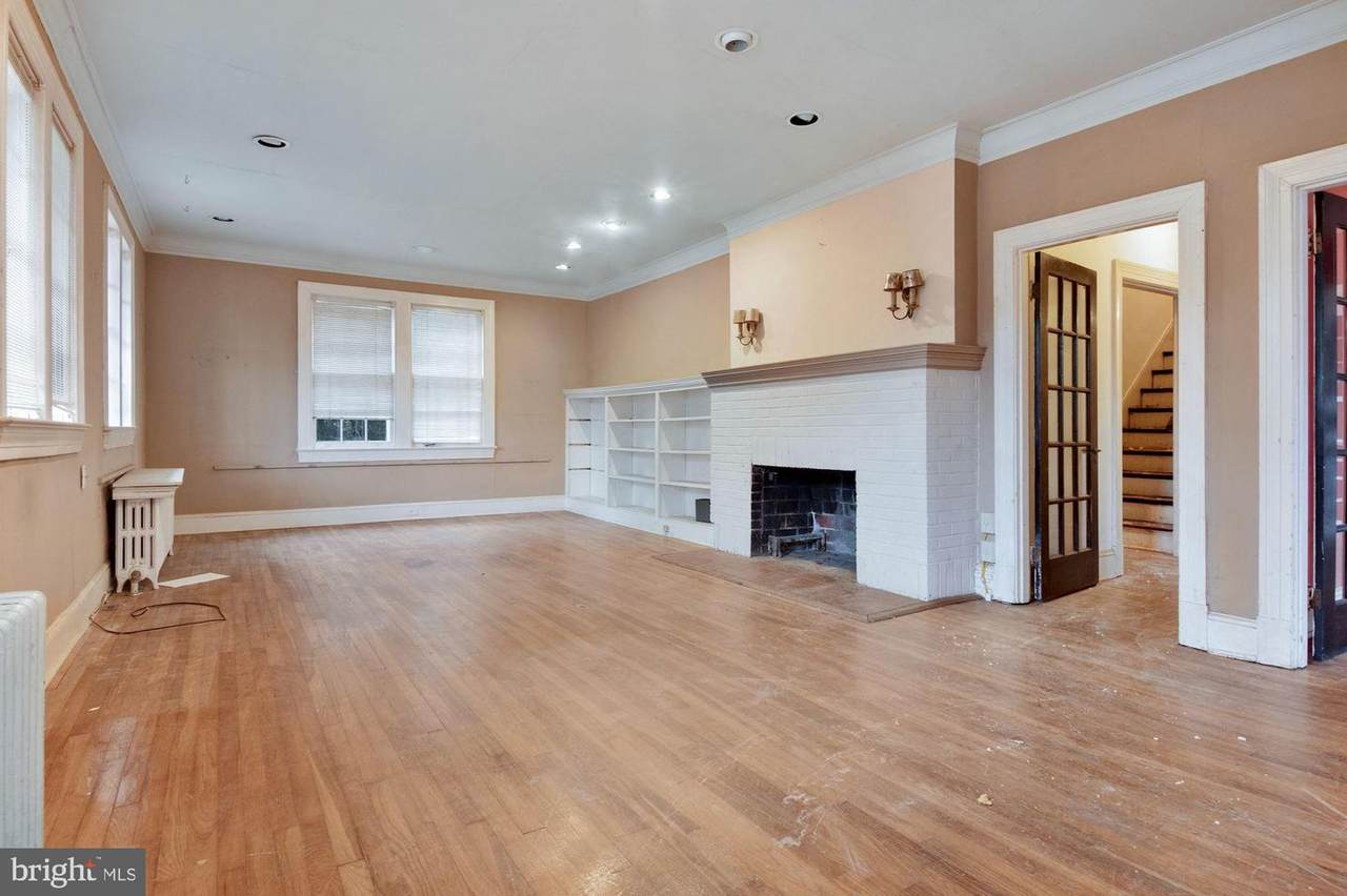 401 Sligo Avenue - Photo 1