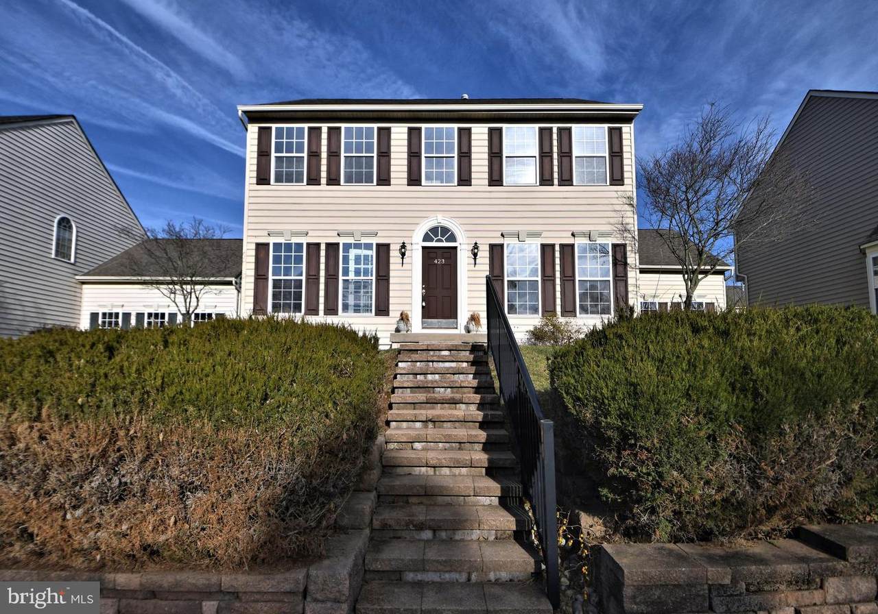 423 Saddlery Drive - Photo 1