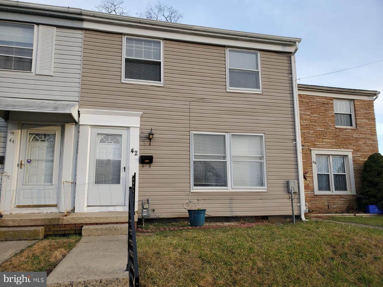 42 Wakefield Road - Photo 1