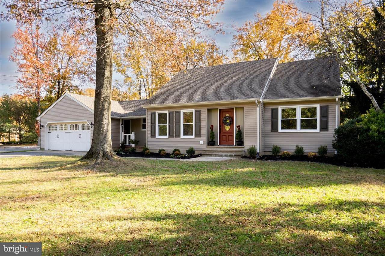4002 Bridgeboro - Photo 1