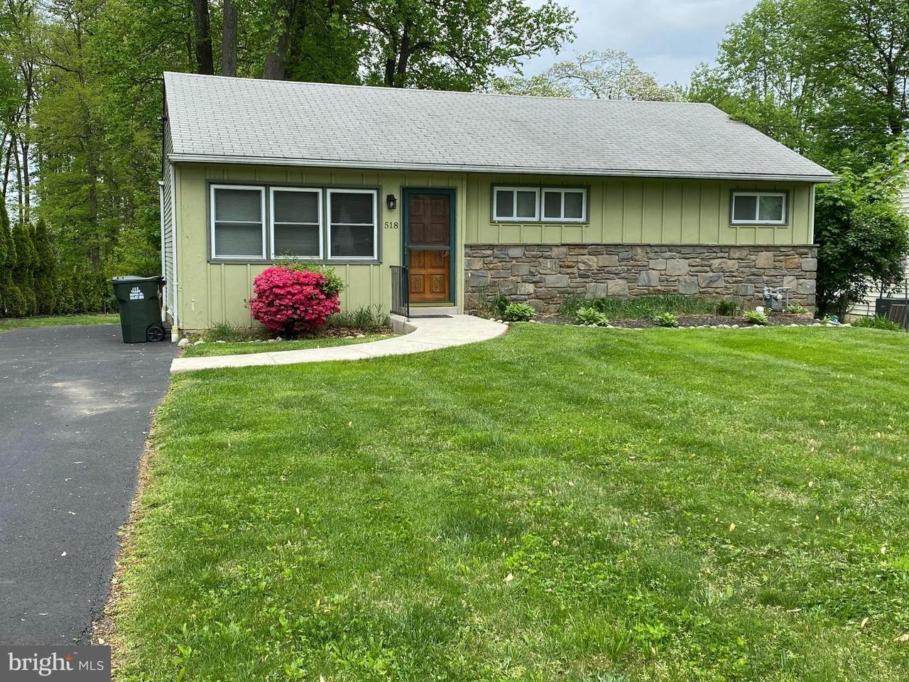 518 Media Line Road - Photo 1
