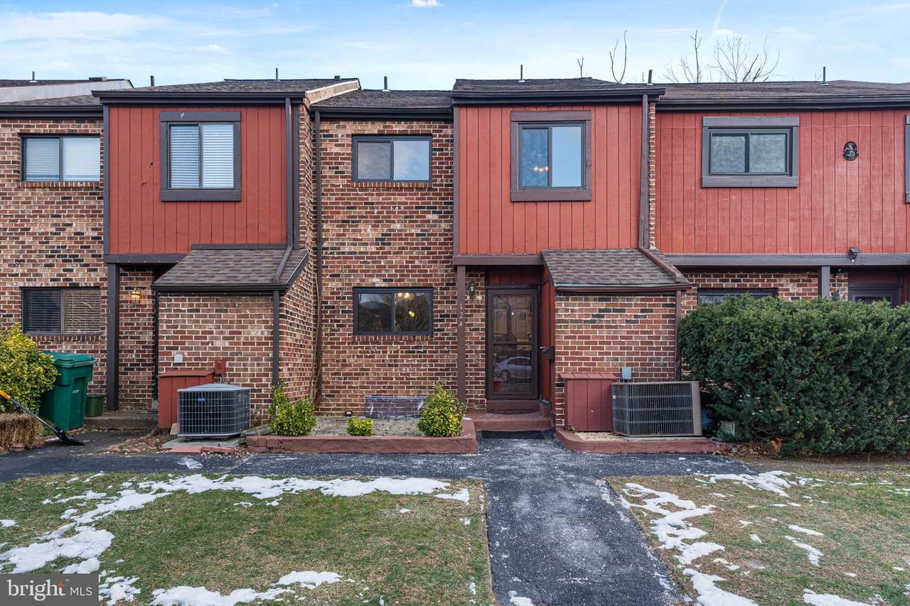 124 Sycamore Court - Photo 1