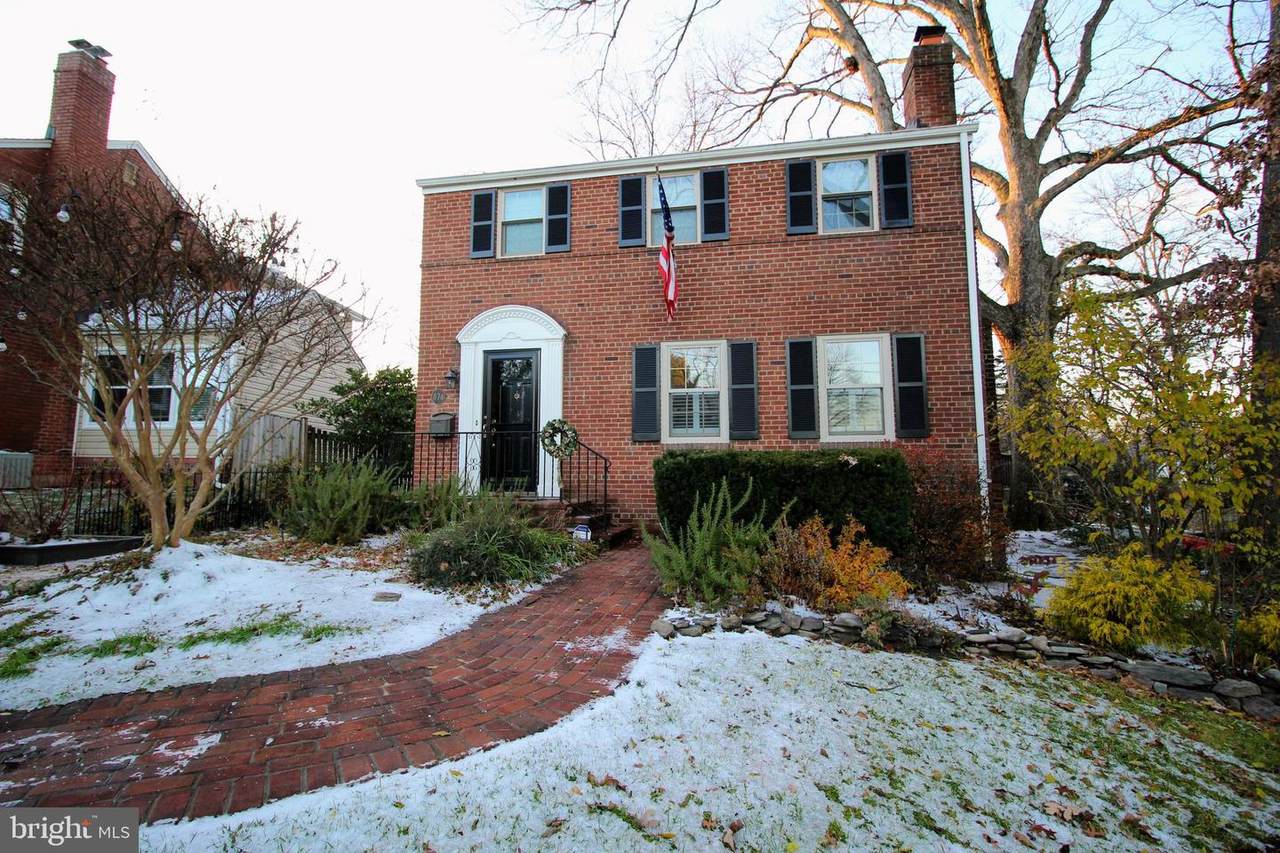 874 Livingston Street - Photo 1