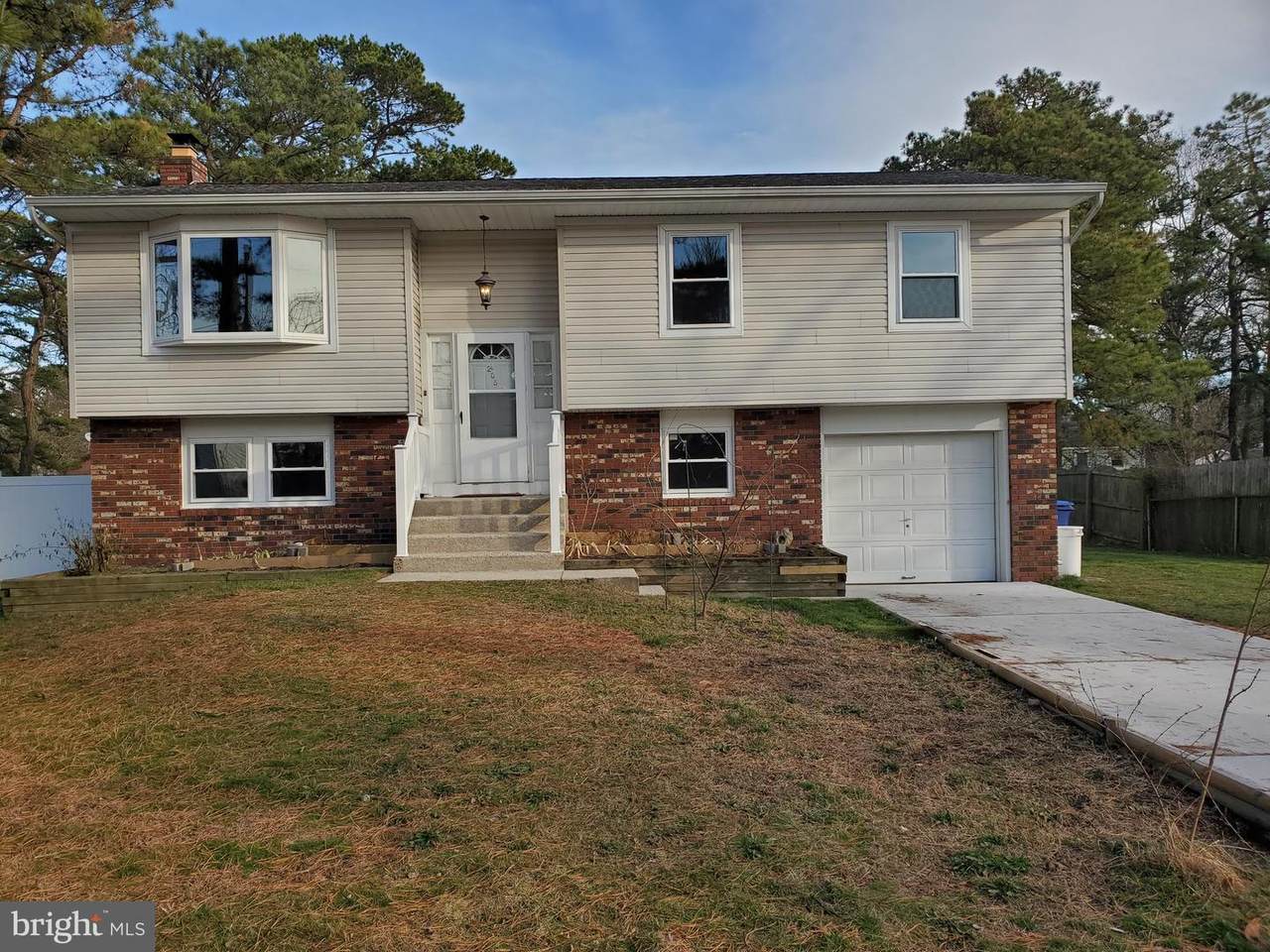 205 Blackfoot Trail - Photo 1