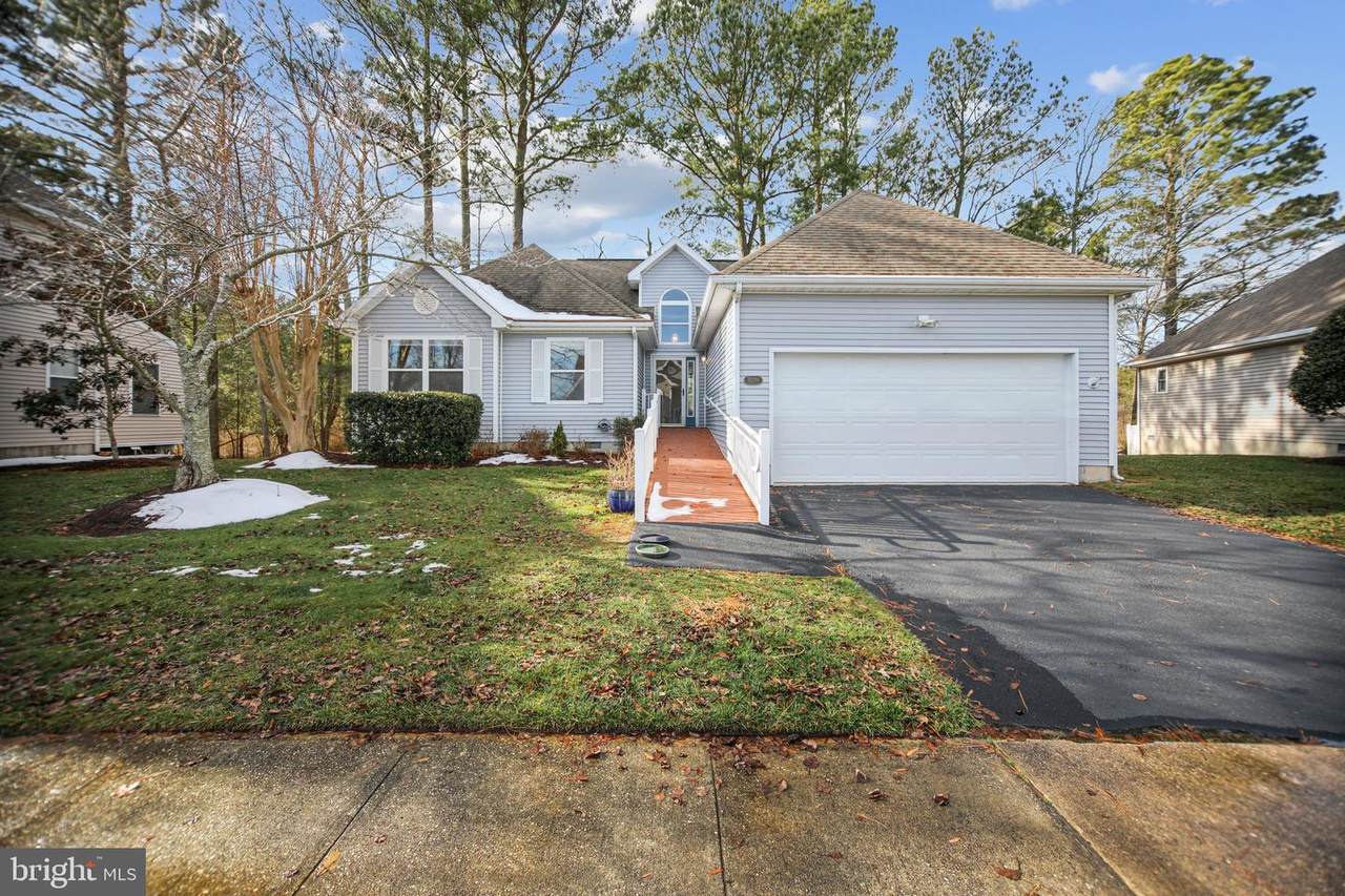 37270 Fox Drive - Photo 1
