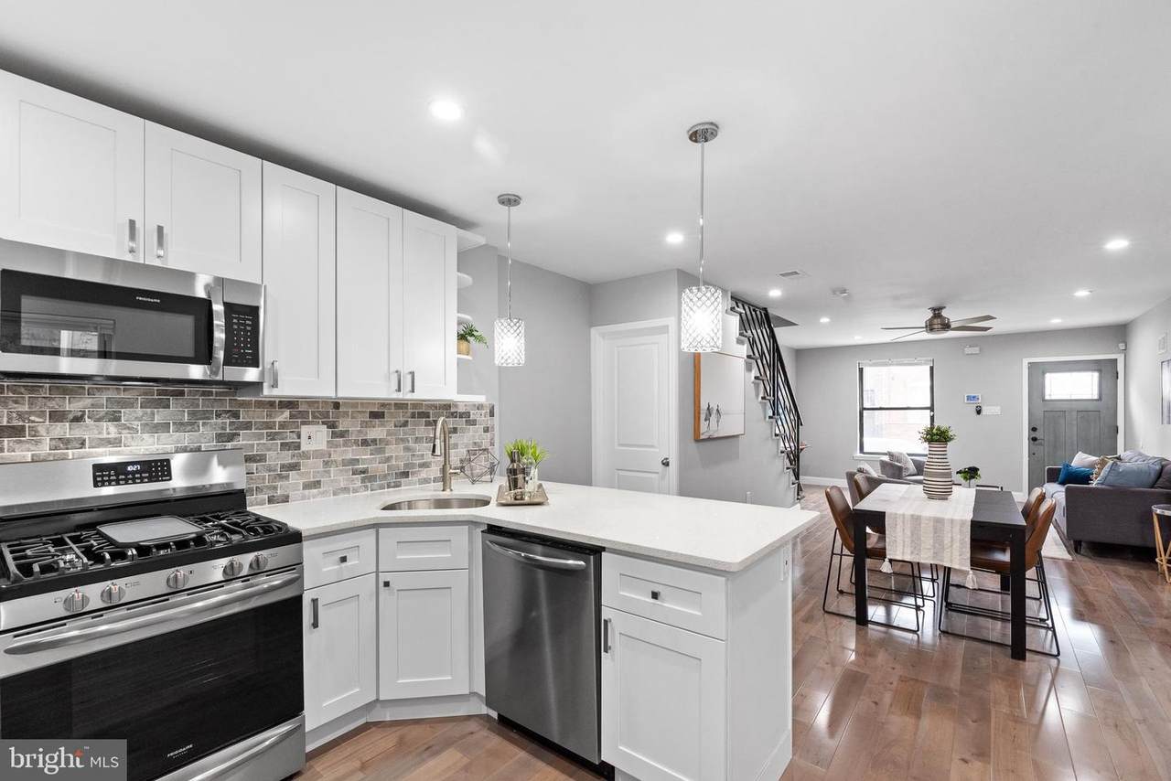 1514 24TH Street - Photo 1