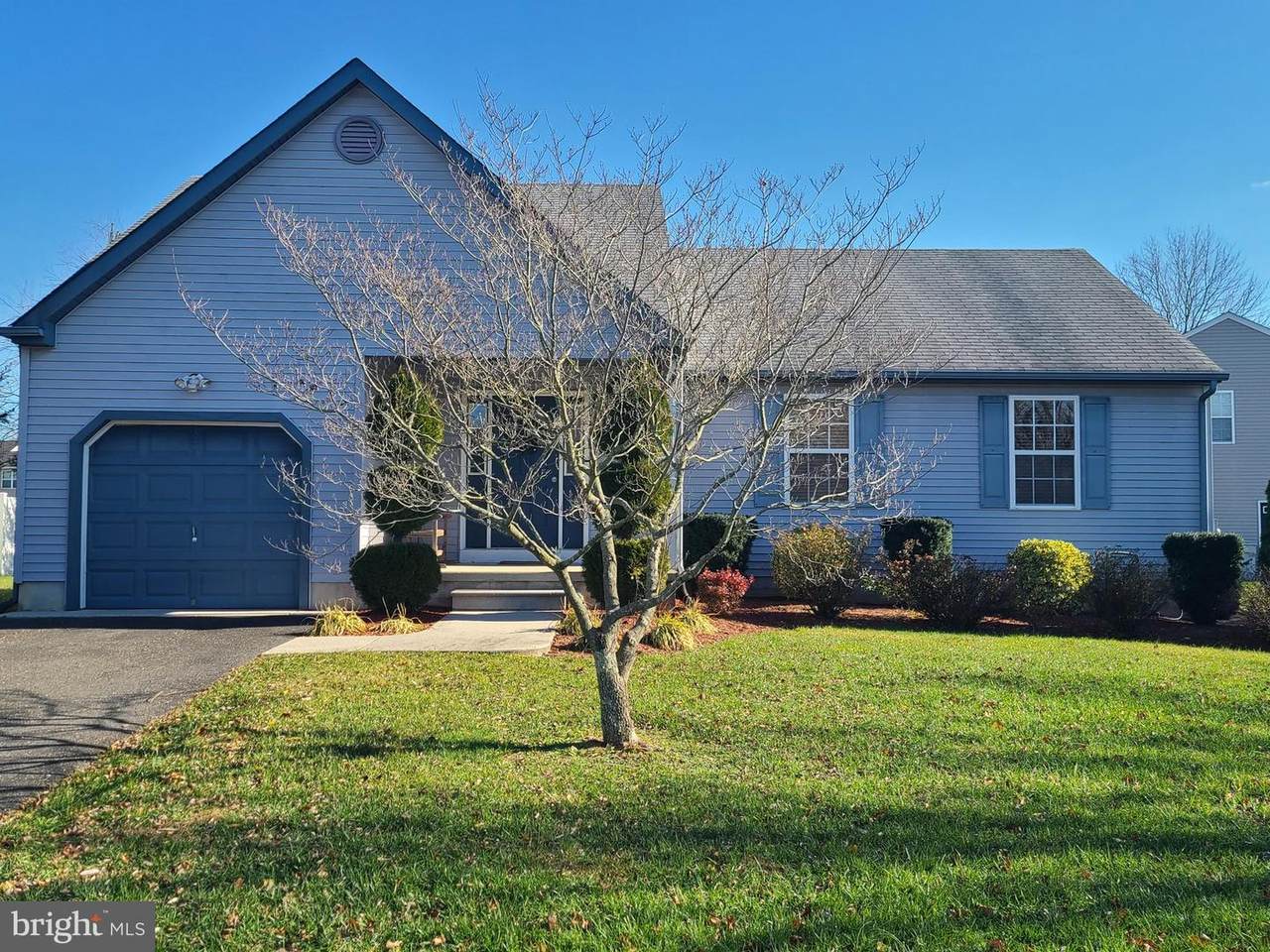 1104 Woodcrest Drive - Photo 1