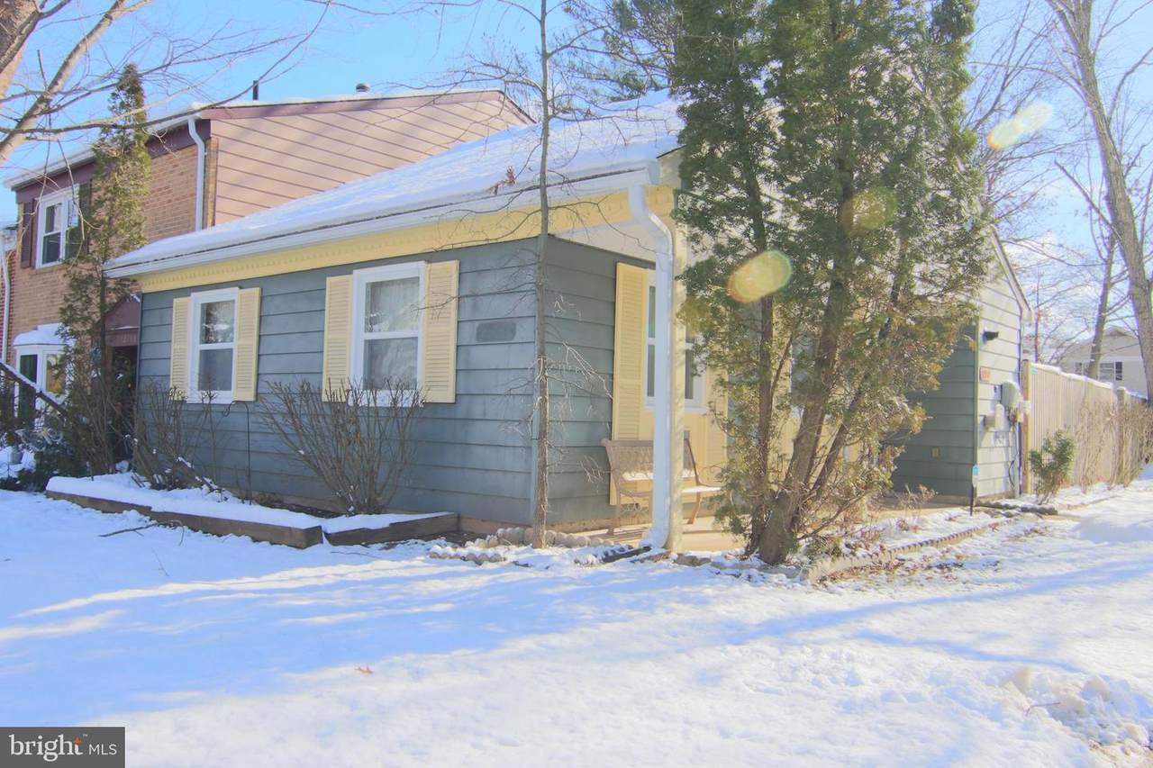 12152 Dove Circle - Photo 1