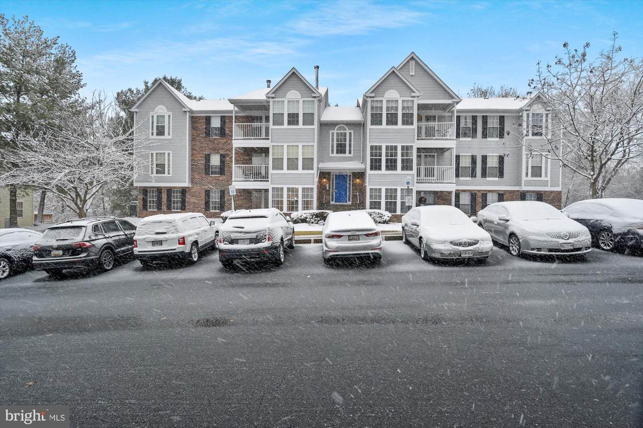 1401 Golden Rod Court - Photo 1