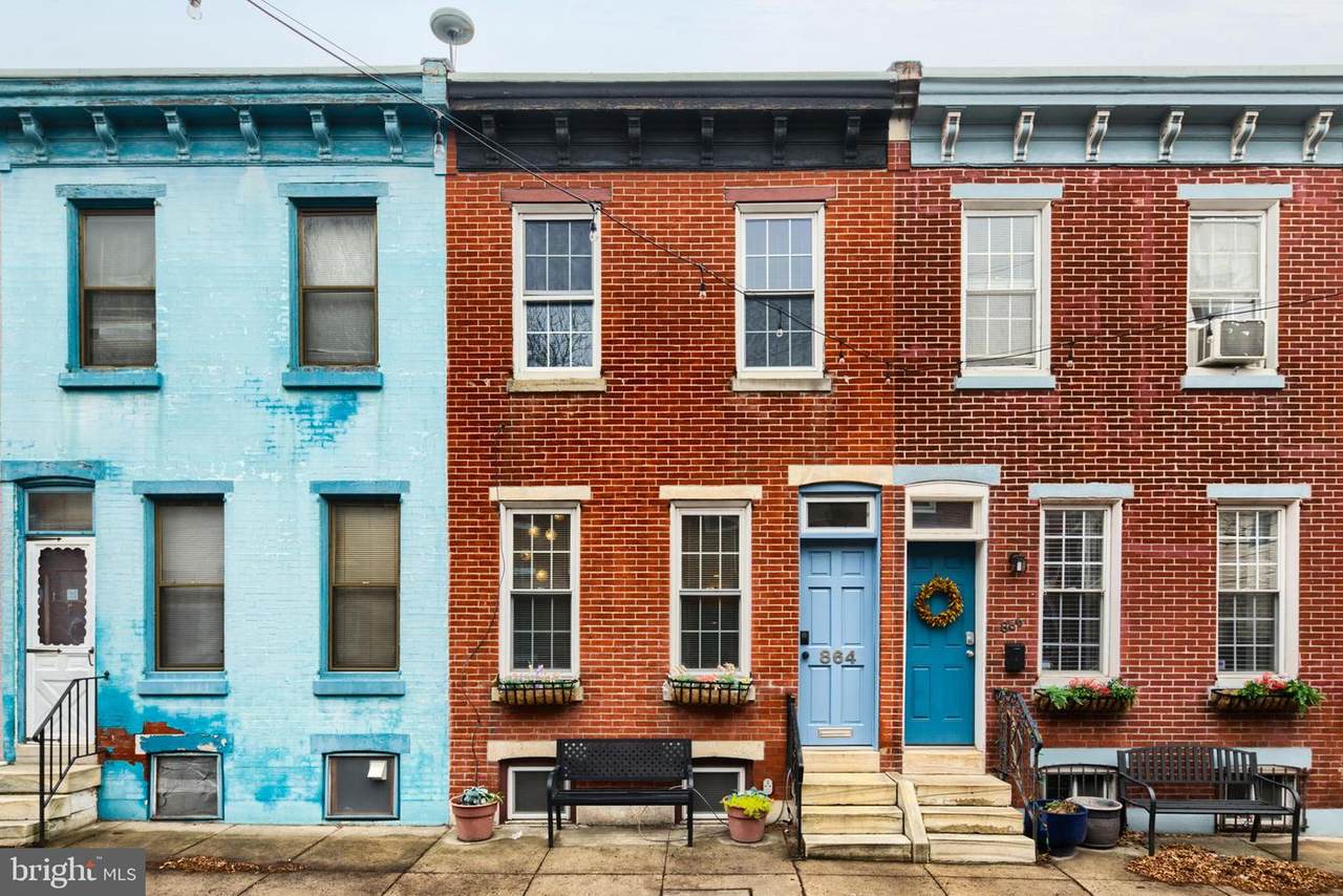 864 Bambrey Street - Photo 1