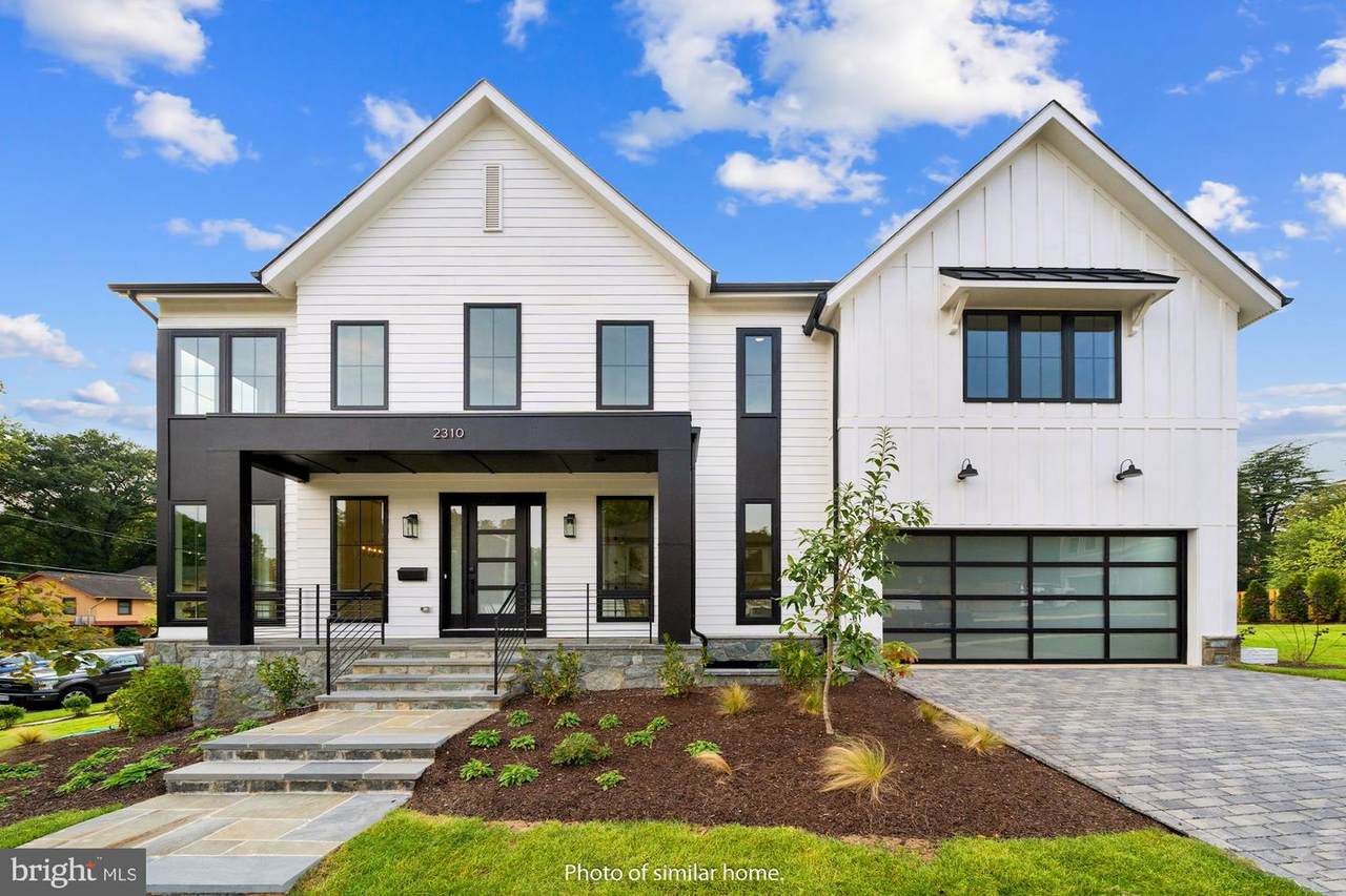 10311 Parkwood Dr - Photo 1