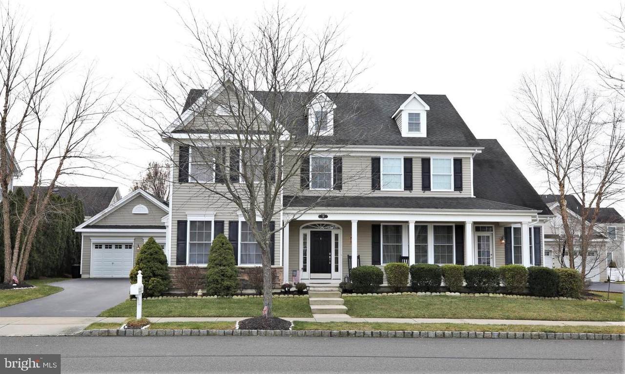 19 Equestrian Way - Photo 1