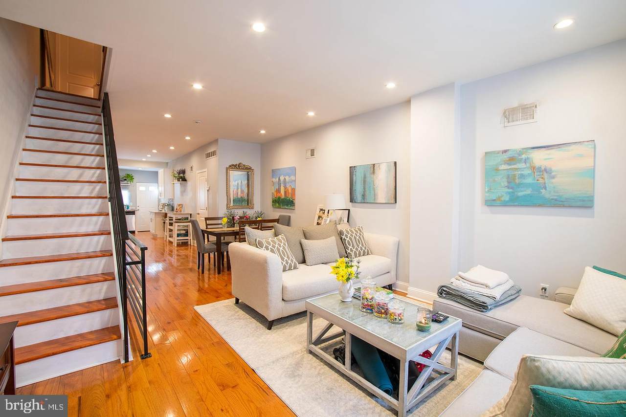 1268 Bucknell Street - Photo 1