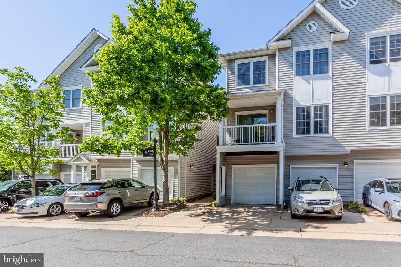 4522 Superior Square - Photo 1