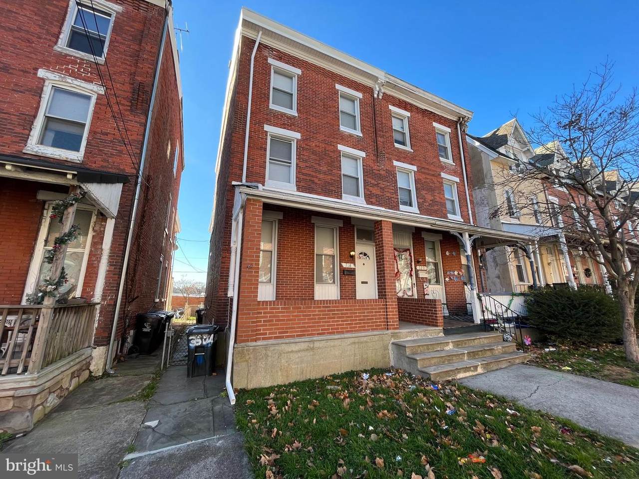 718 Lafayette Street - Photo 1