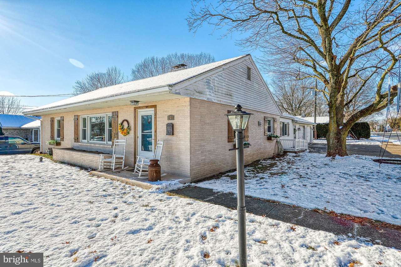 240 Locust Street - Photo 1