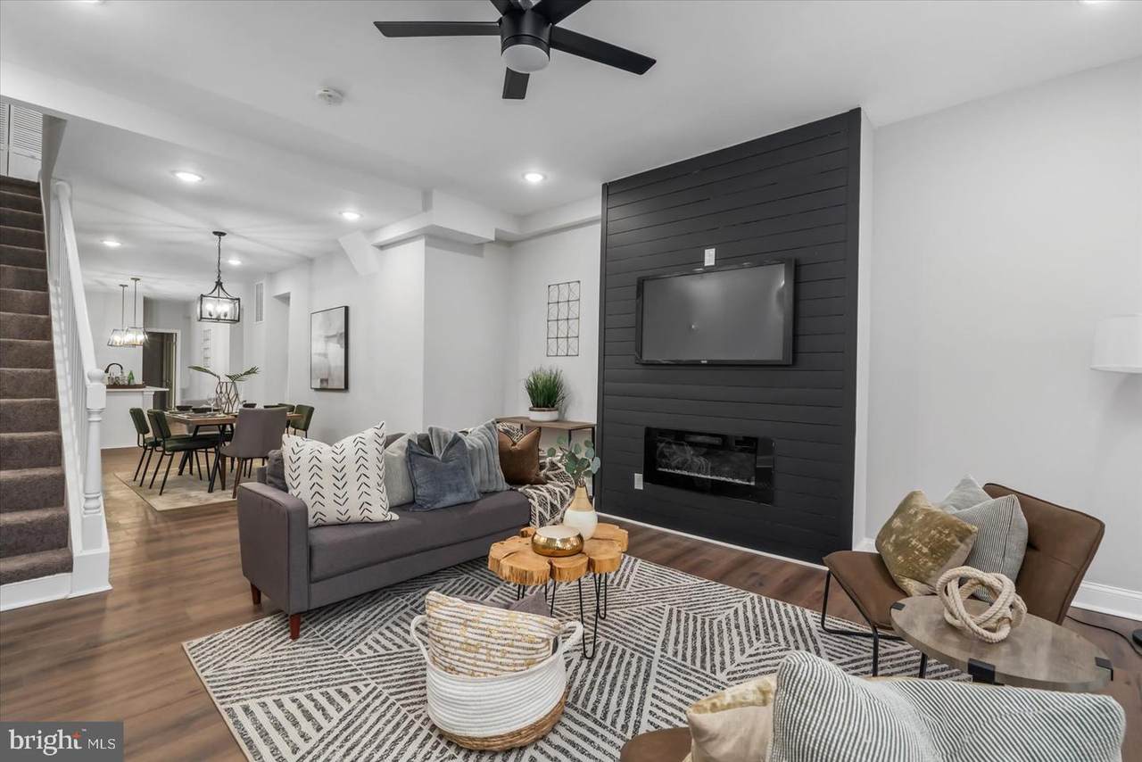 1223 Caroline Street - Photo 1