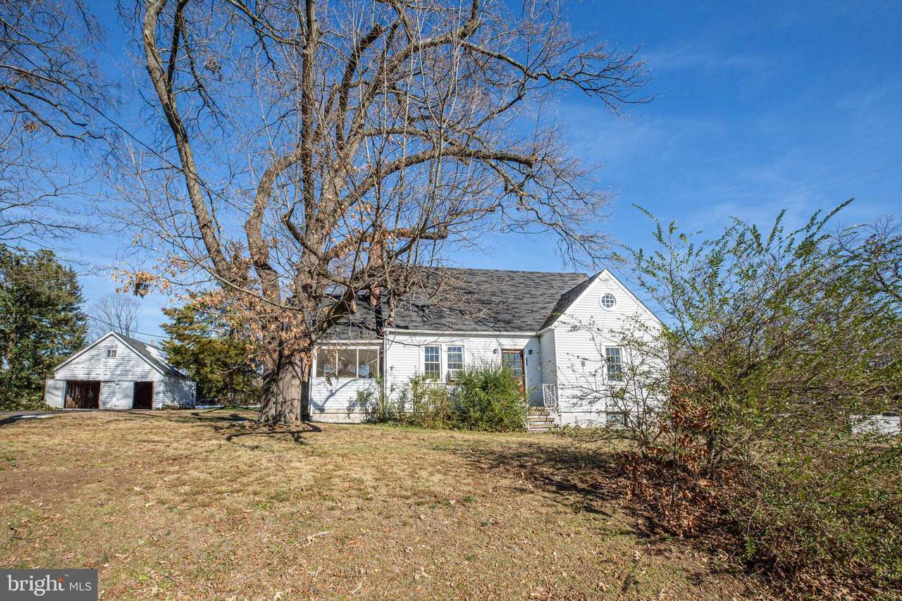 143 Longstreet Avenue - Photo 1