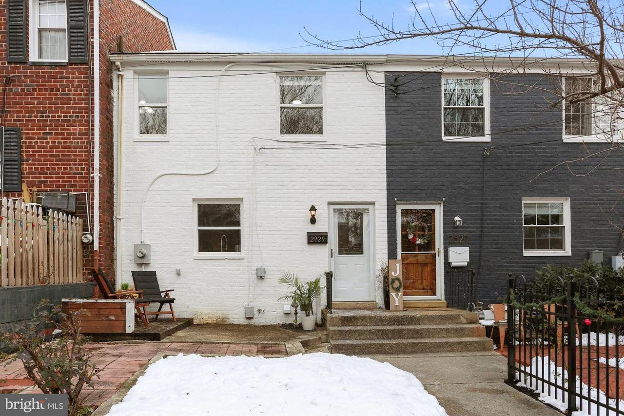 2929 Sycamore Street - Photo 1