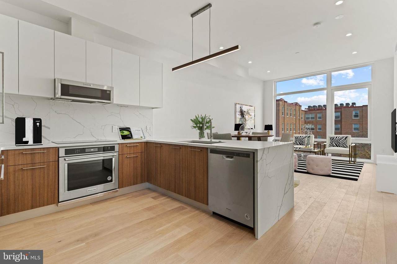 7700 Georgia Avenue - Photo 1