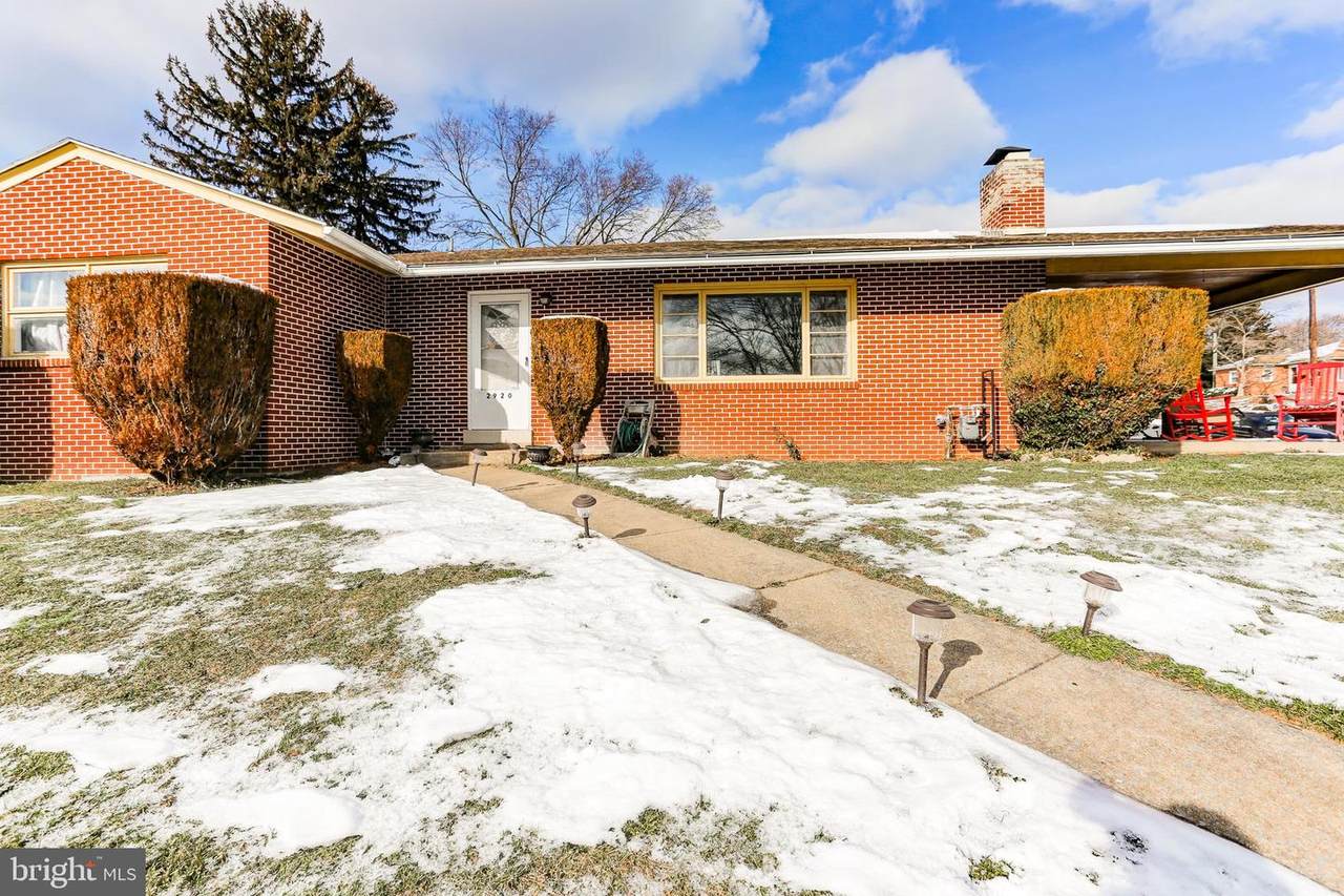 2920 Greenwood Street - Photo 1