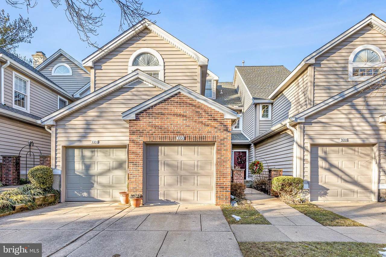 3004 Charing Cross - Photo 1