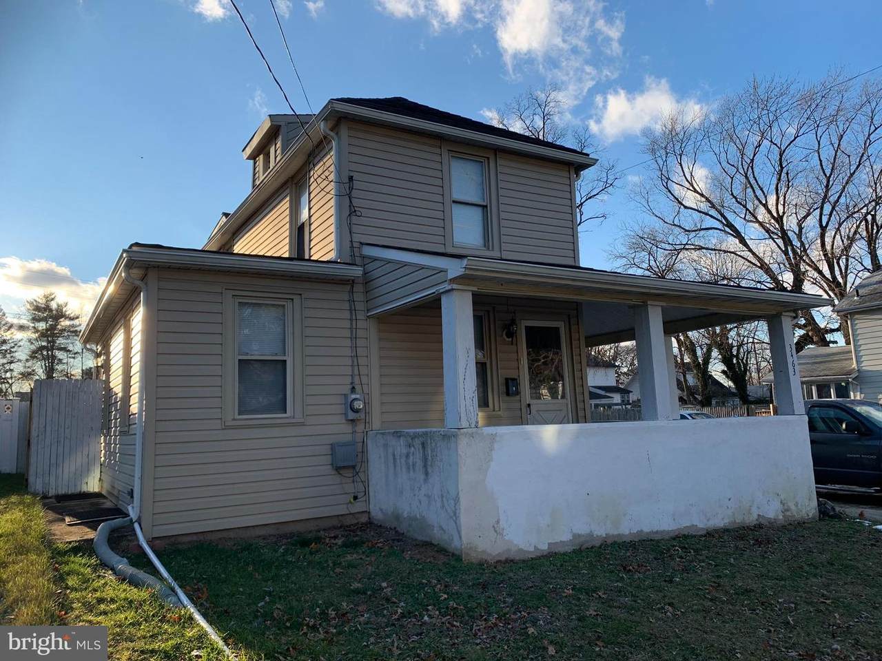 3463 Howard Avenue - Photo 1