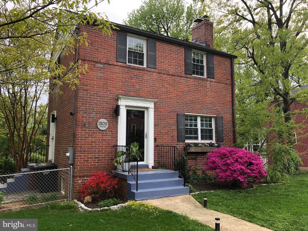 1509 Erskine Street - Photo 1