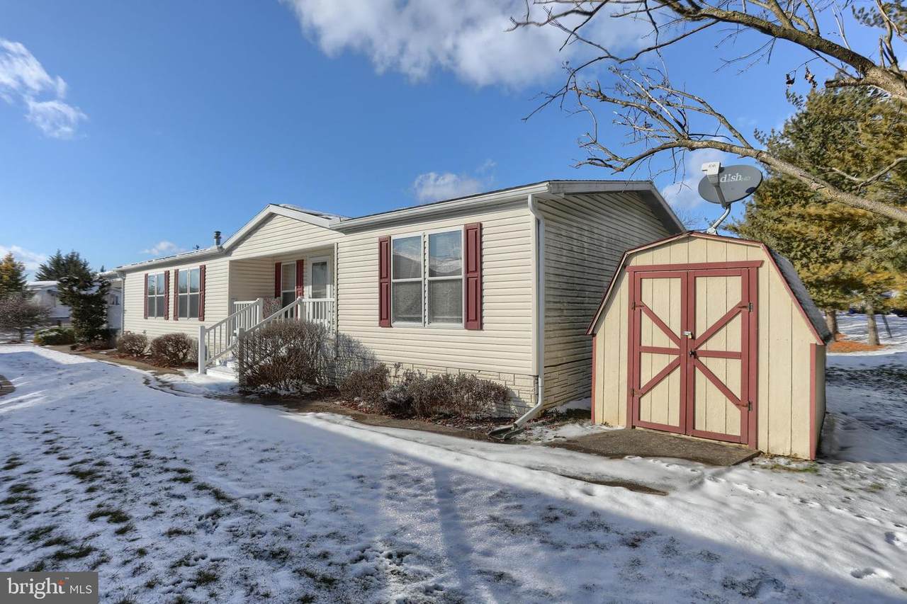 131 Juniper Street - Photo 1