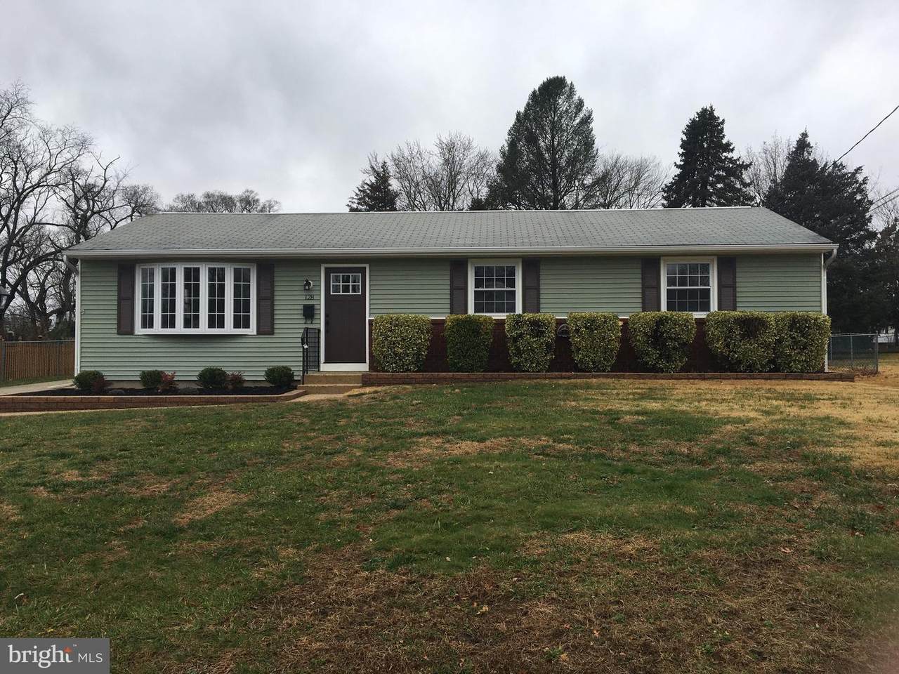 128 Oxford Place - Photo 1