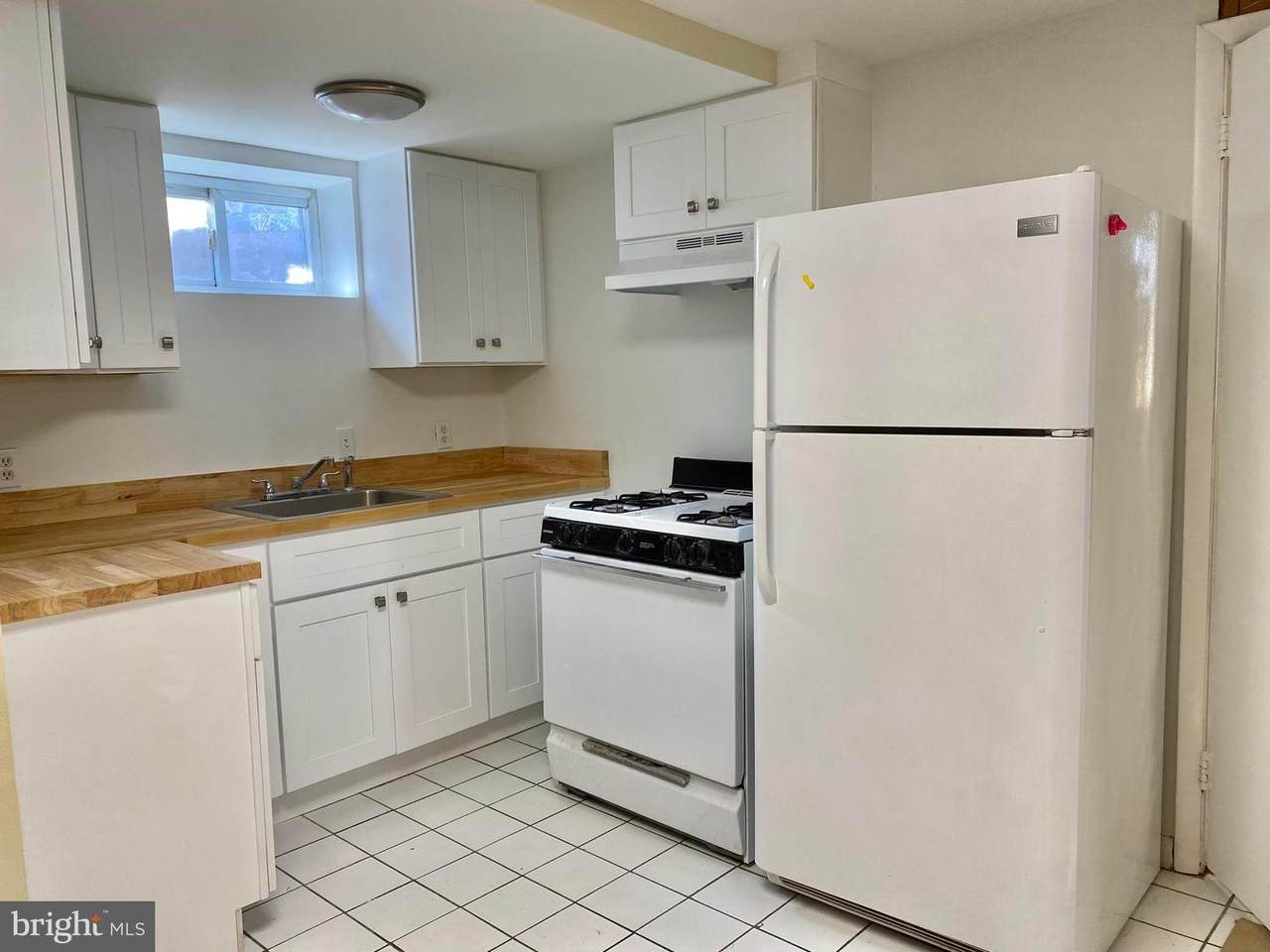 1324 Dinwiddie Street - Photo 1