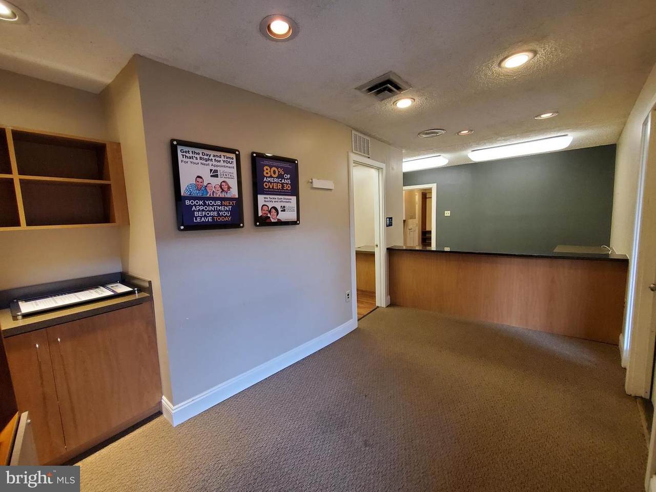 444 York Road - Photo 1