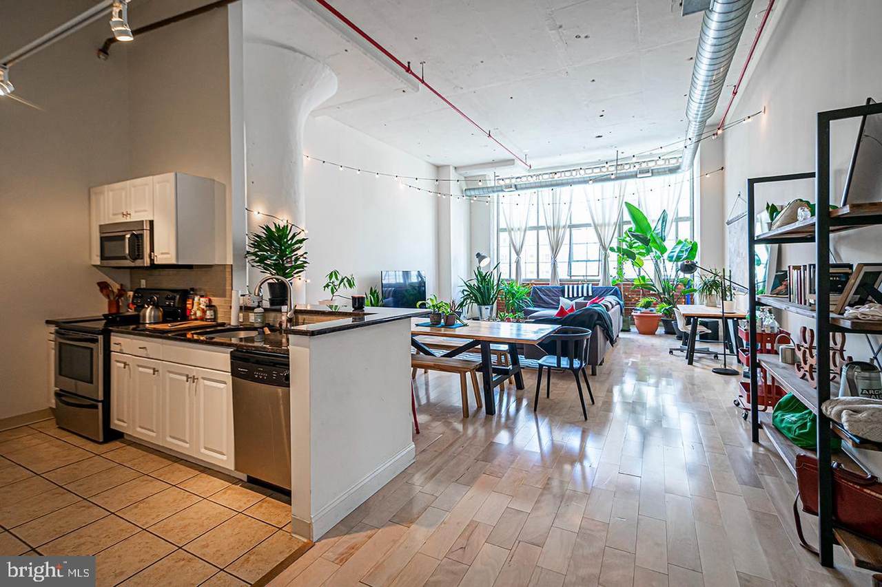 720 5TH Street - Photo 1