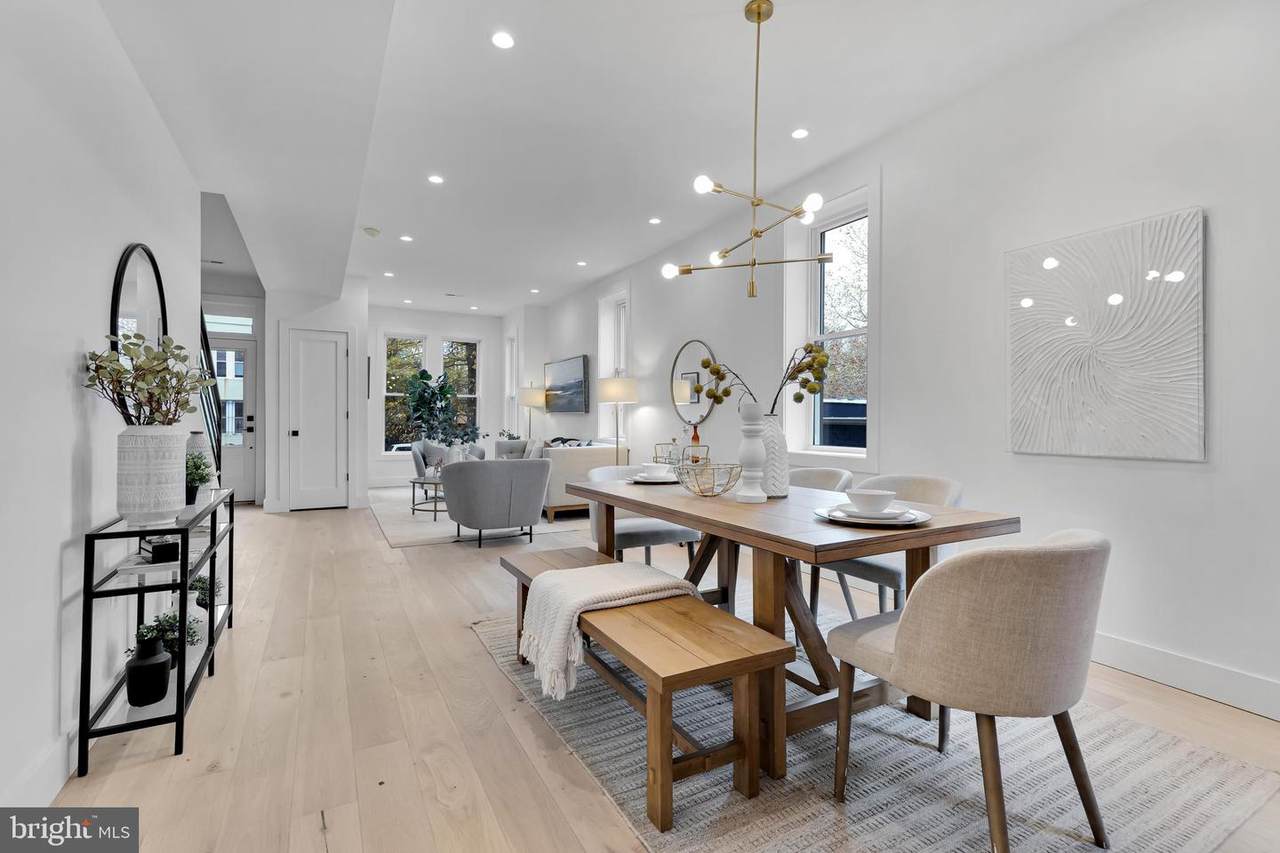 645 14TH Street - Photo 1