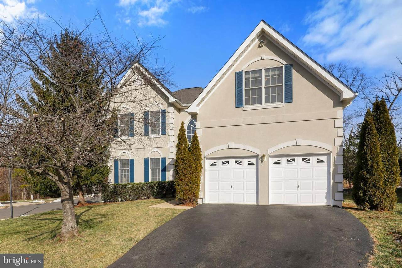 5109 Hirst Valley Way - Photo 1