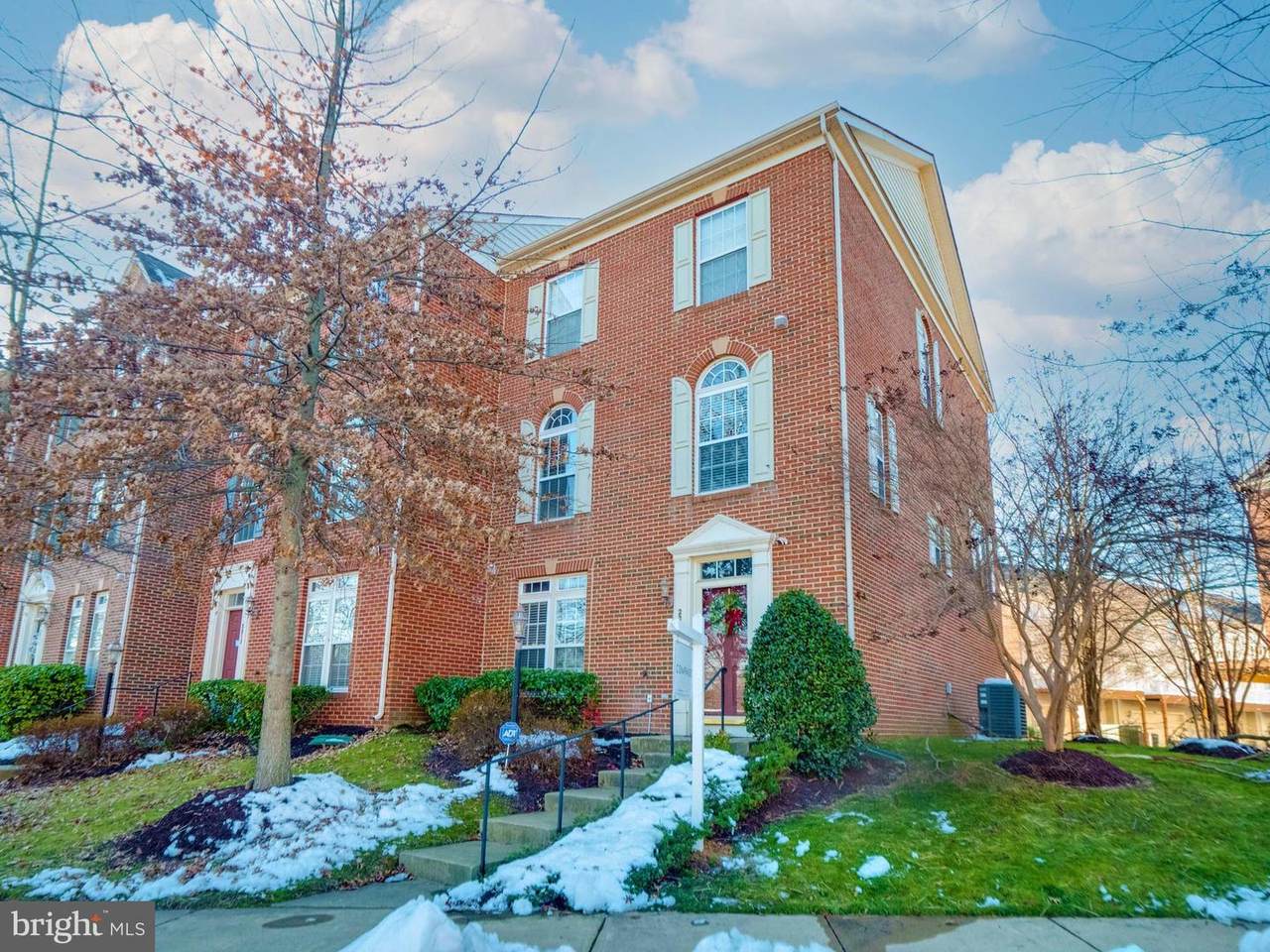 2215 Potomac Club Parkway - Photo 1