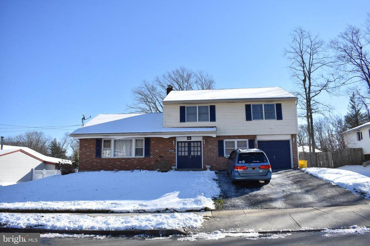 16 Sheffield Lane - Photo 1