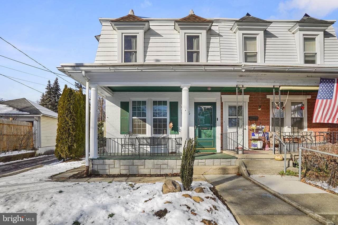 1557 Delaware Avenue - Photo 1