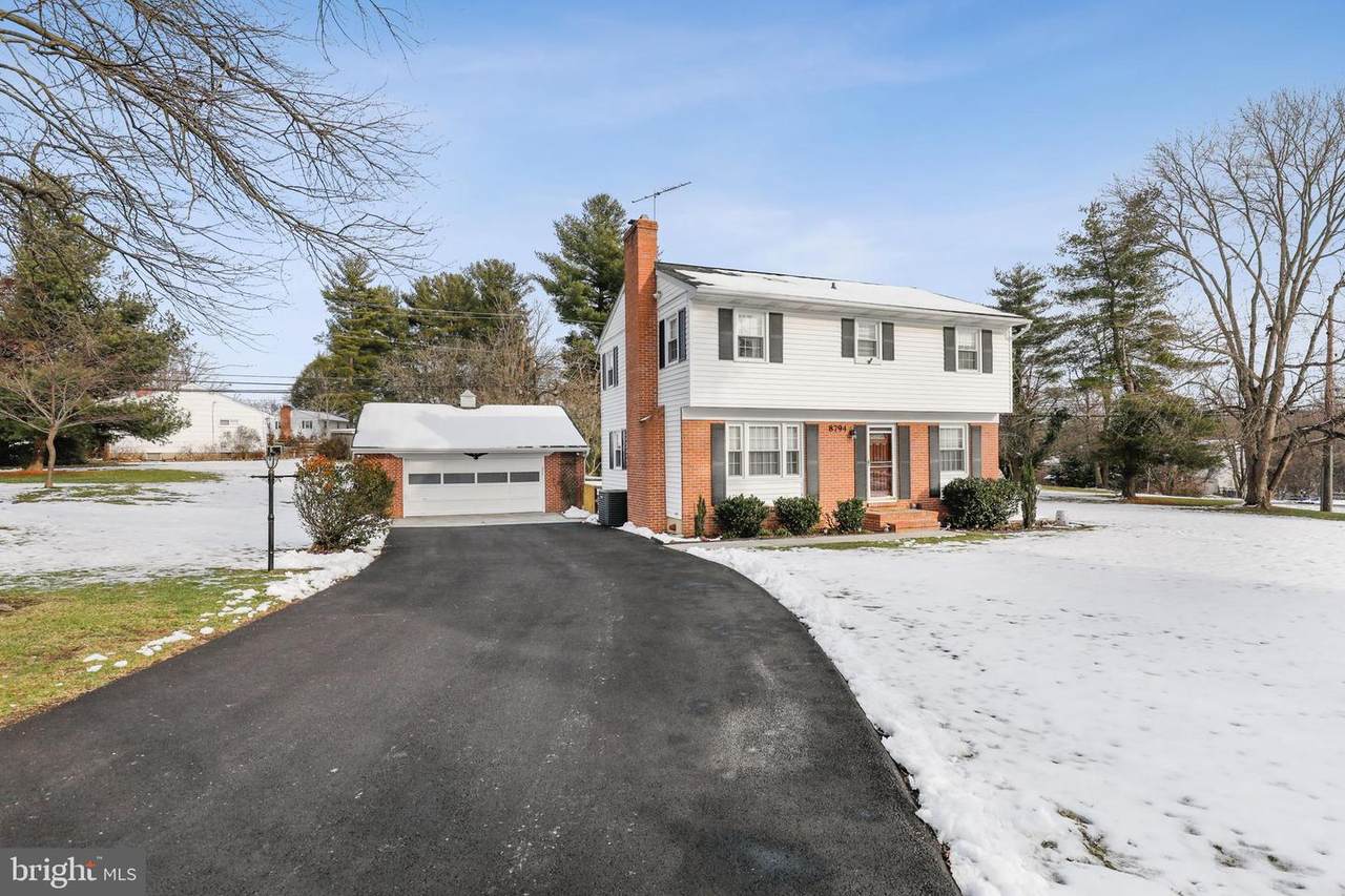 8794 Autumn Hill Drive - Photo 1