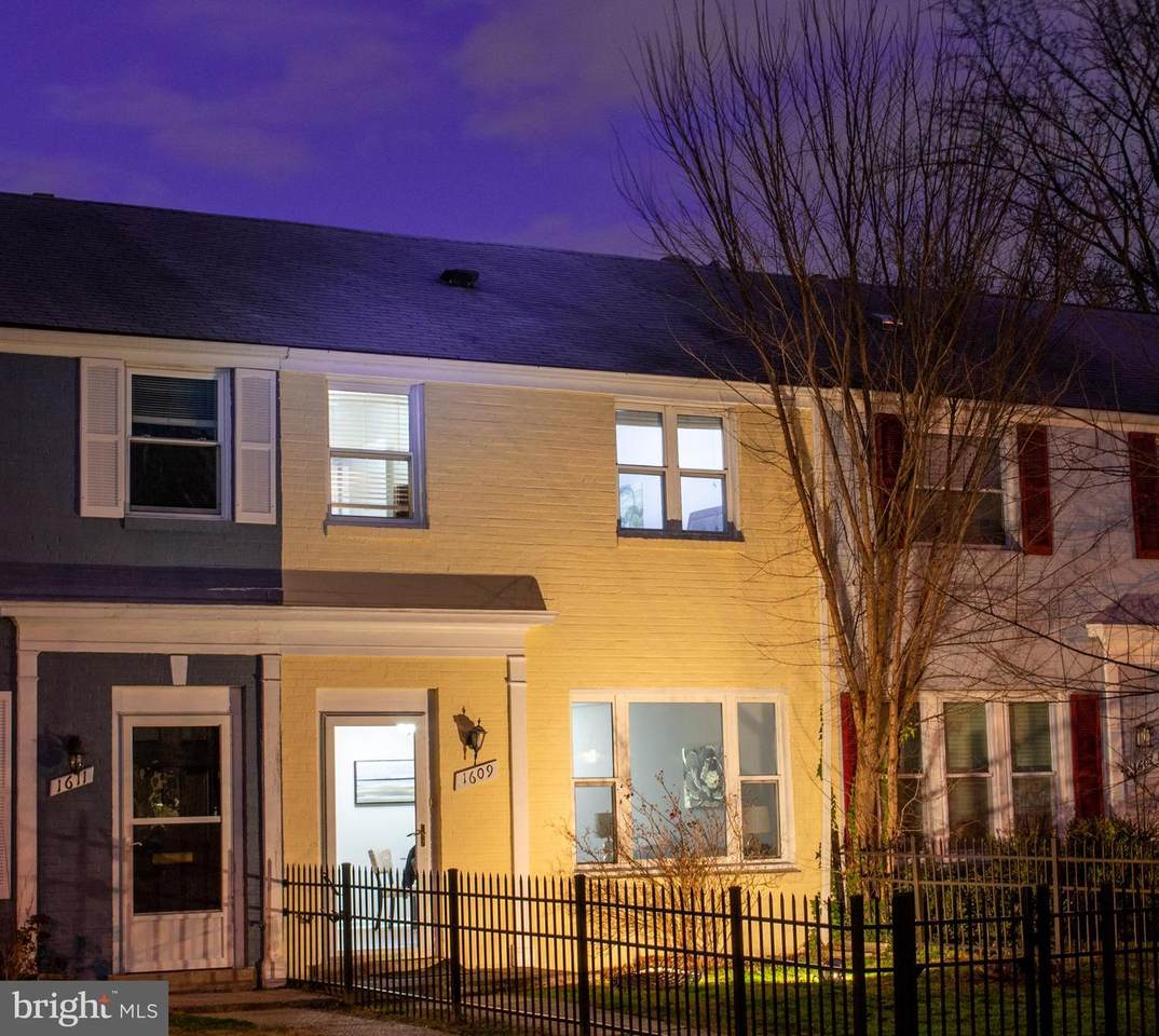 1609 Woodbine Street - Photo 1