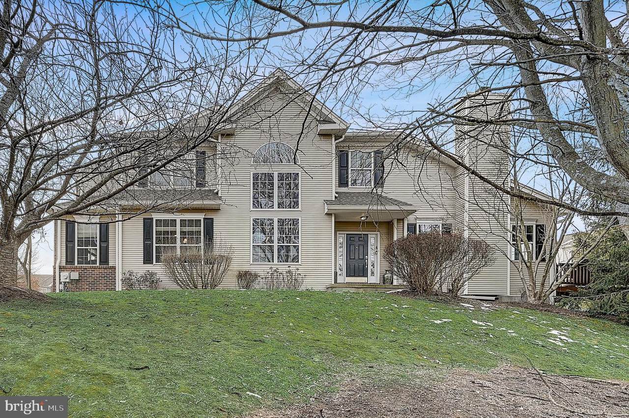 5 Lexington Court - Photo 1