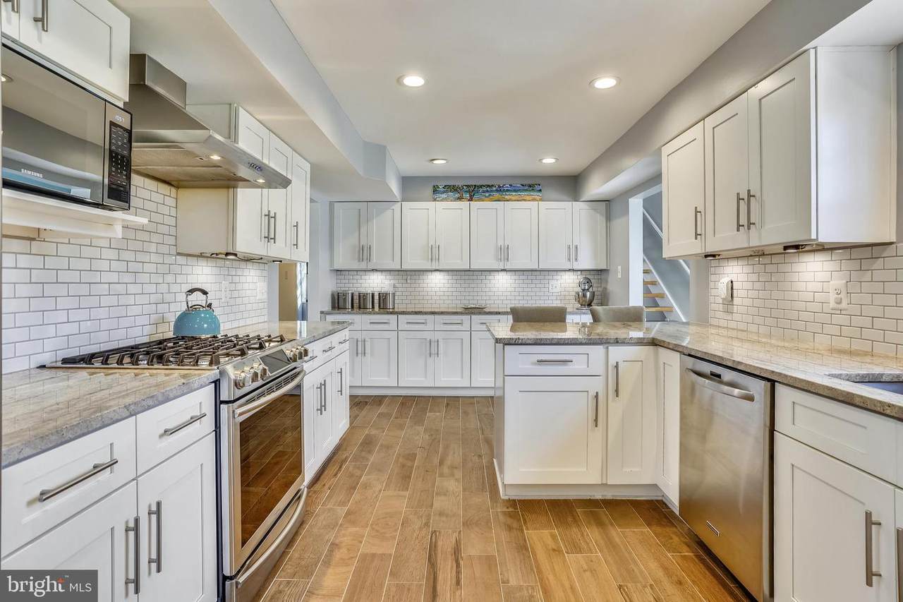 13119 Mercury Lane - Photo 1