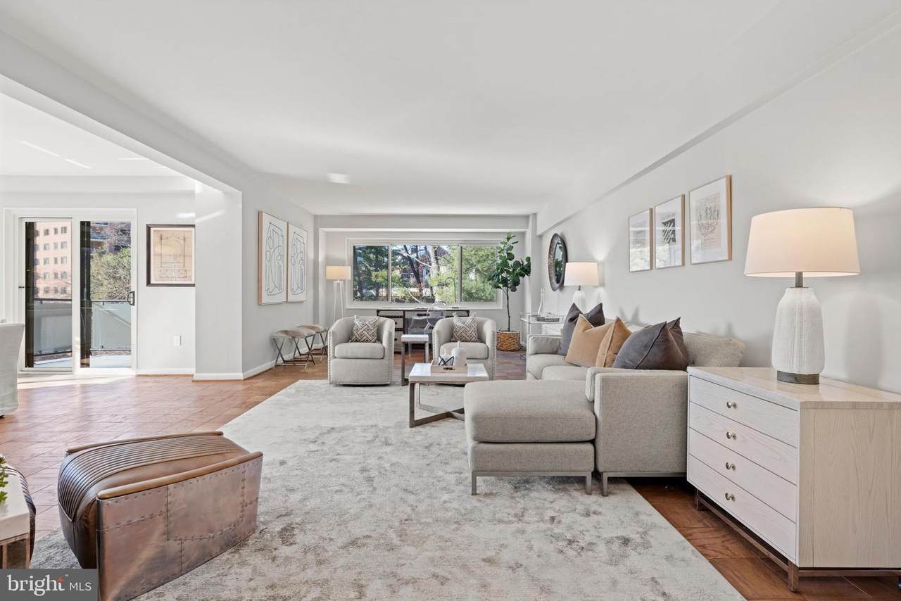 4201 Cathedral Avenue - Photo 1