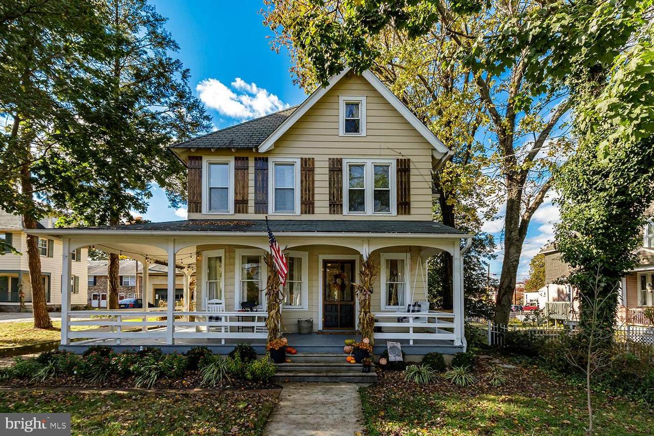 32 Franklin Avenue - Photo 1